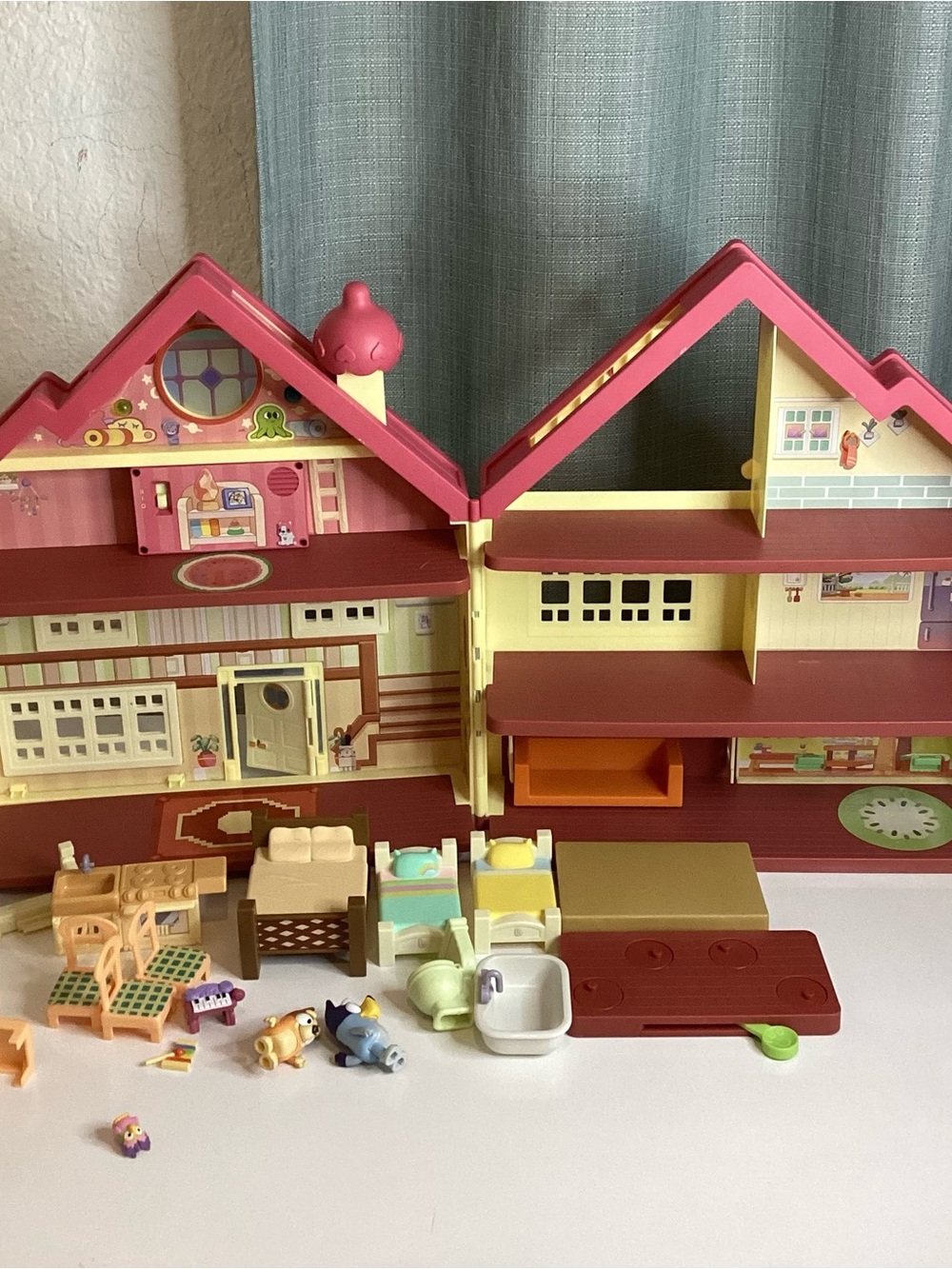 Bluey Ultimate Lights Sounds Playhouse Home Playset Doll House With Accessories